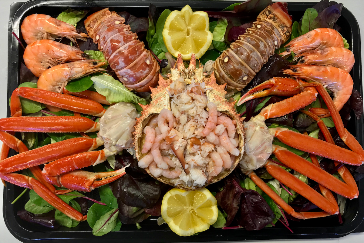 The Deadly East Catch Platter (4-6 person) only £67.50 from The Berwick ...